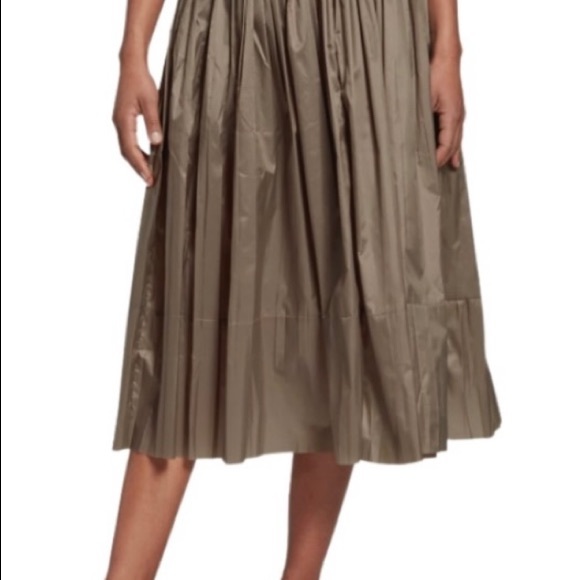 NWT.....Adidas Pleated Skirt - Picture 5 of 5